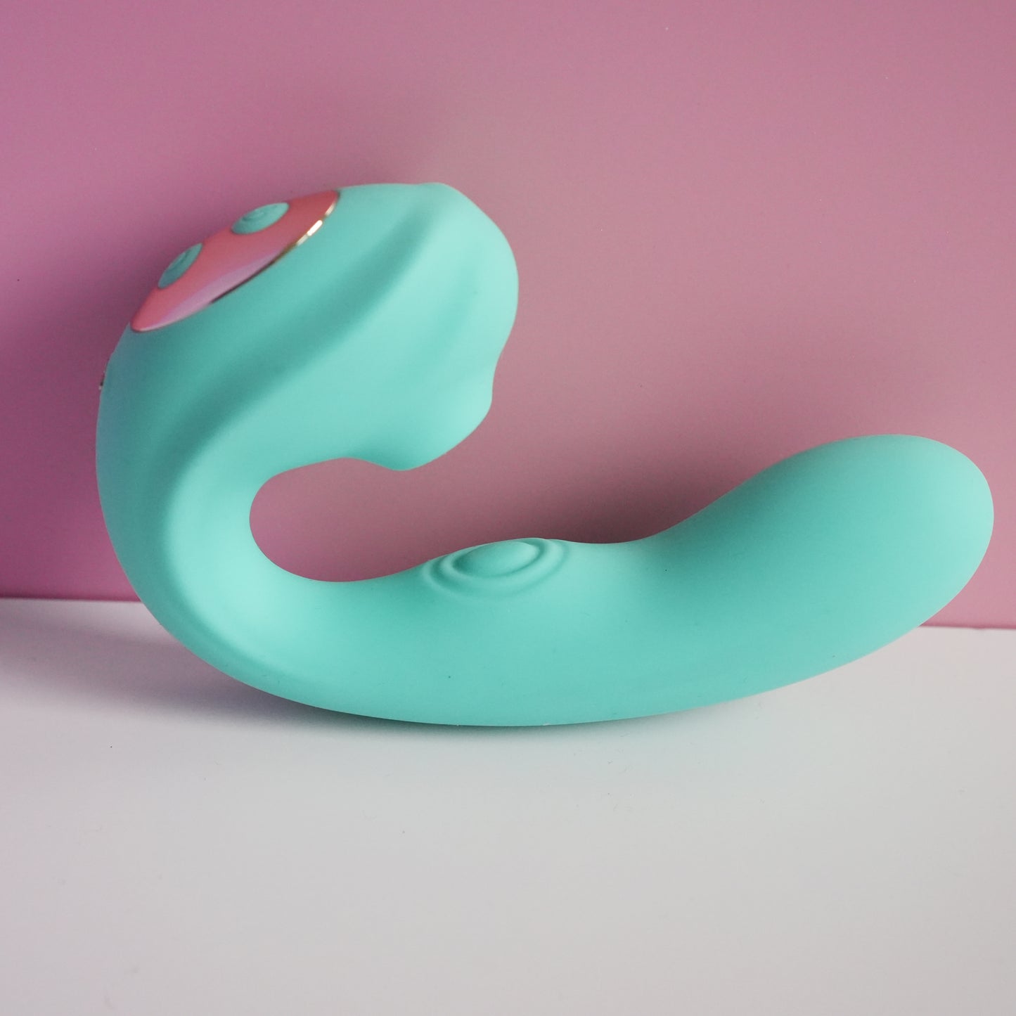 3 in 1 Suction & Tapping Vibrator