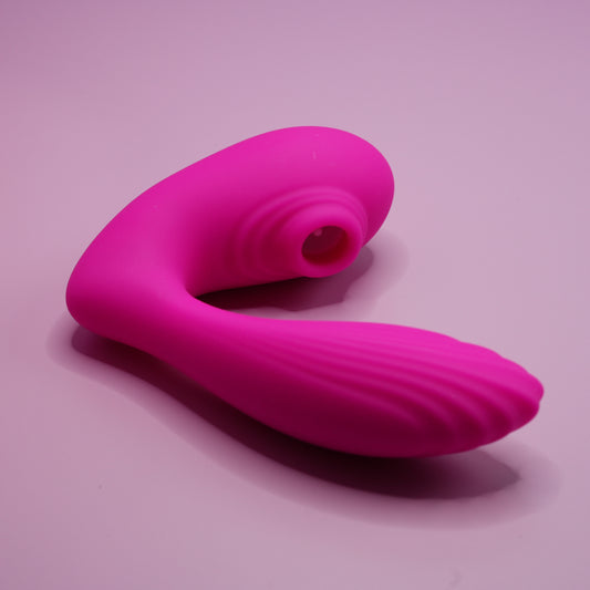 Little Fox Sucking Vibrator